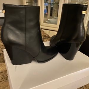 Calvin Klein Boots Size 10